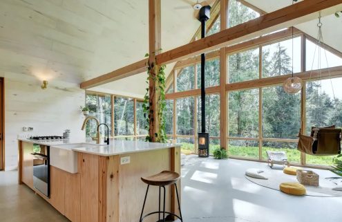 A Vancouver Island ‘rainforest’ cabin is for sale