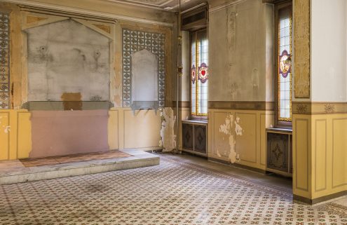 Milan’s abandoned military hospital is filled with design pieces