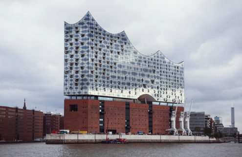 Hamburg’s Elbphilharmonie concert hall hosts its first performance