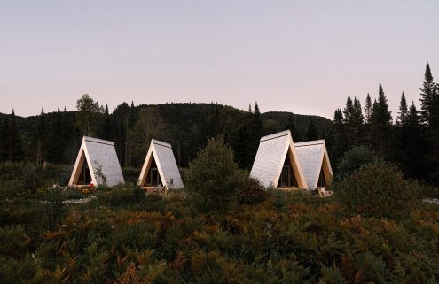 These dramatic A frames sit on the edge of Quebec’s Mont-Tremblant National Park