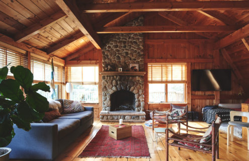 This soaring East Hampton’s post and beam feels like a treehouse