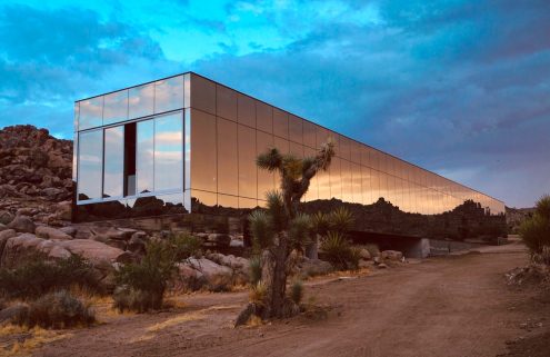 An invisible house is for rent in Joshua Tree, California