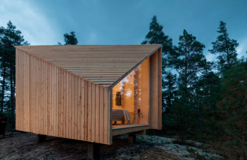 Space of Mind is a super-lightweight cabin designed for remote locations