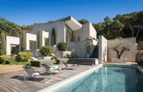 Holiday home of the week: A dramatic hilltop villa on the French Riviera