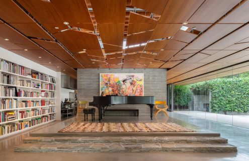 Peek inside architect Scott Johnson’s  Wall House – for sale in Ojai Valley, California